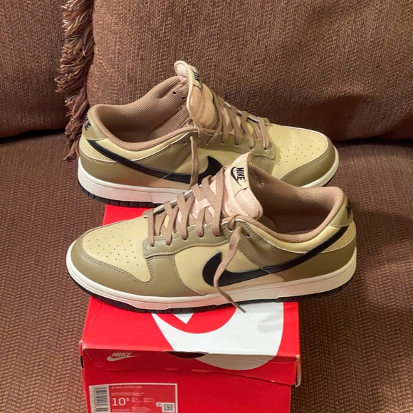 100% Auth Nike Dunk Lows - Picture 6 of 13